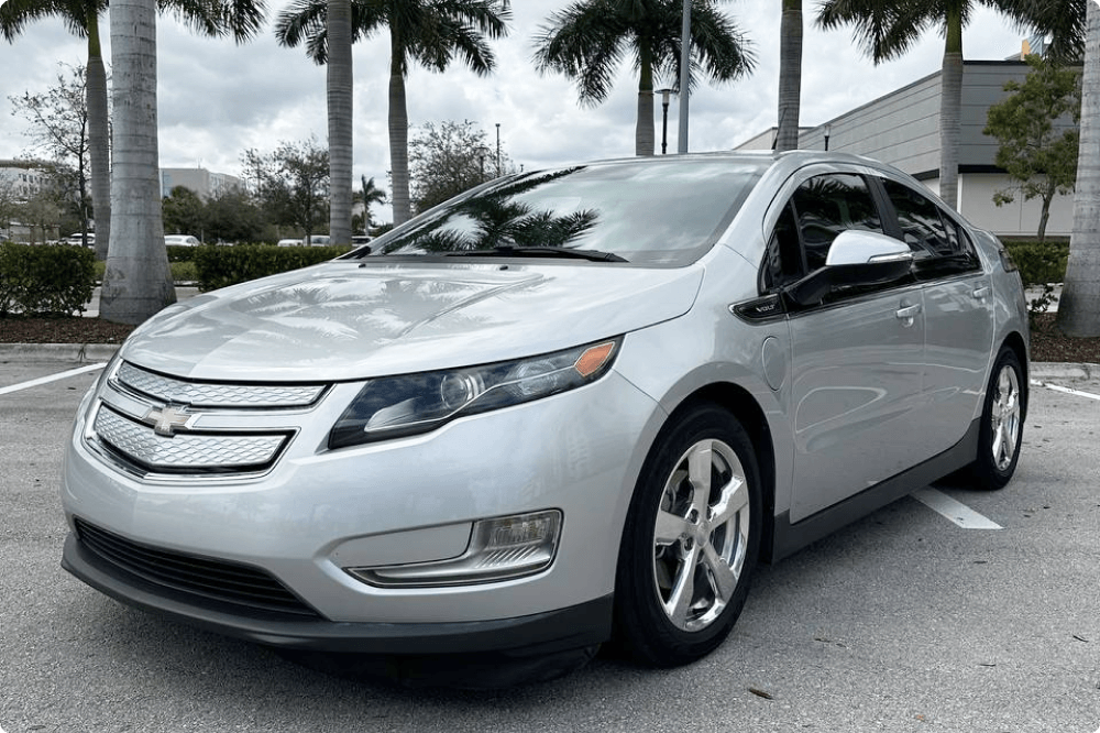 Unveiling the Power and Efficiency of the Chevrolet Volt Hybrid Plug-In