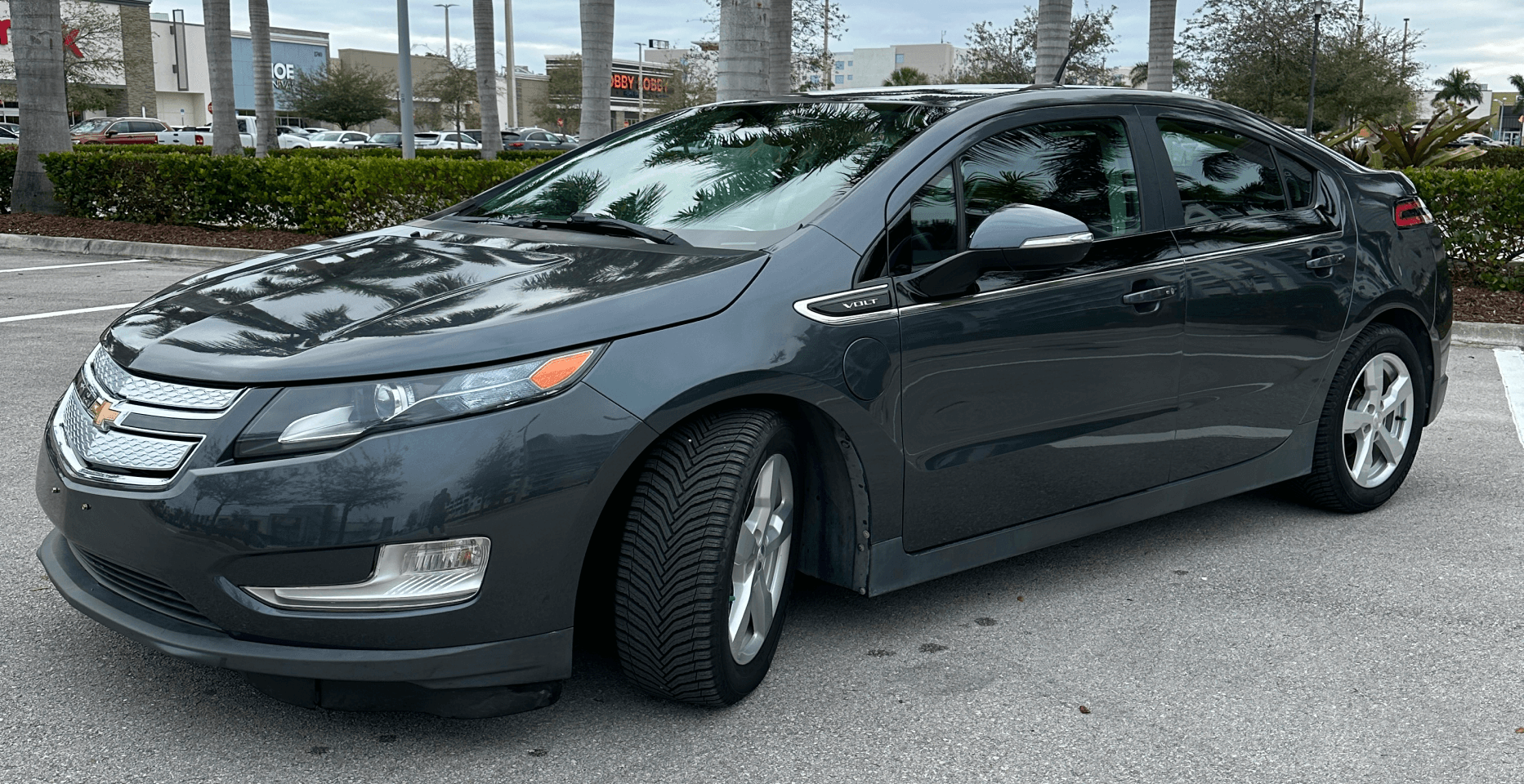 chevrolet volt plug in hybrid, rent a car, car rental miami, front wheel drive, best car rental in miami, Шевроле вольт гибрид плагин