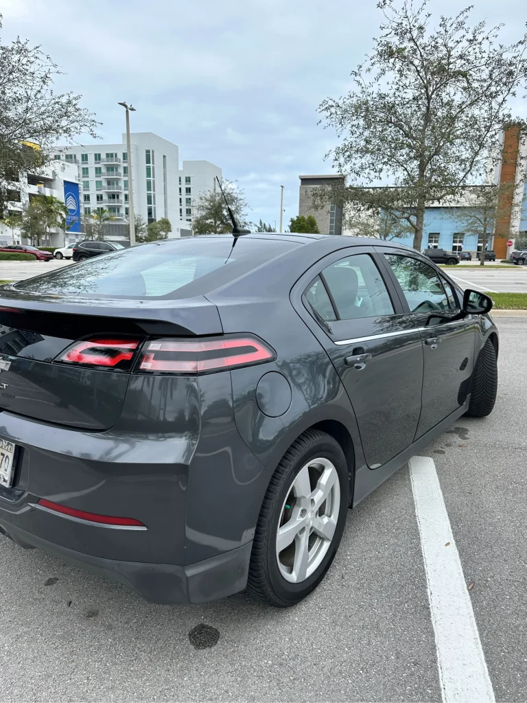 машина в аренду майами, chevrolet volt plug in hybrid, chevrolet volt plug in hybrid, rent a car, car rental miami, front wheel drive, best car rental in miami, chevrolet volt hybrid аренда, CHEVROLET Volt Hybrid Plug-In, Аренда машин в Майами, аренда гибридных авто майами, аренда машины, прокат машин